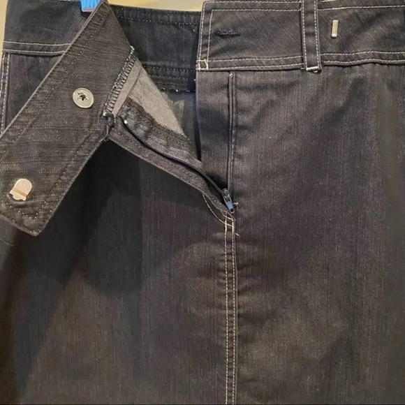 Clio  pencil skirt - Picture 3 of 8